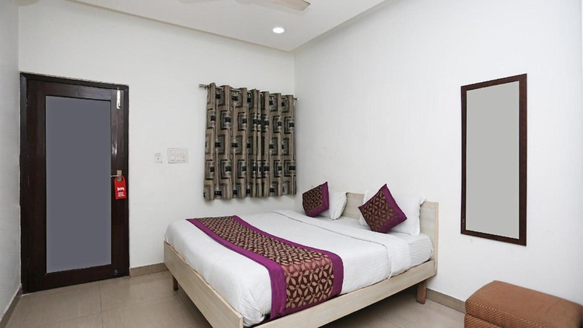 Deluxe Rooms In Jangpura New Delhi Eksteriør billede